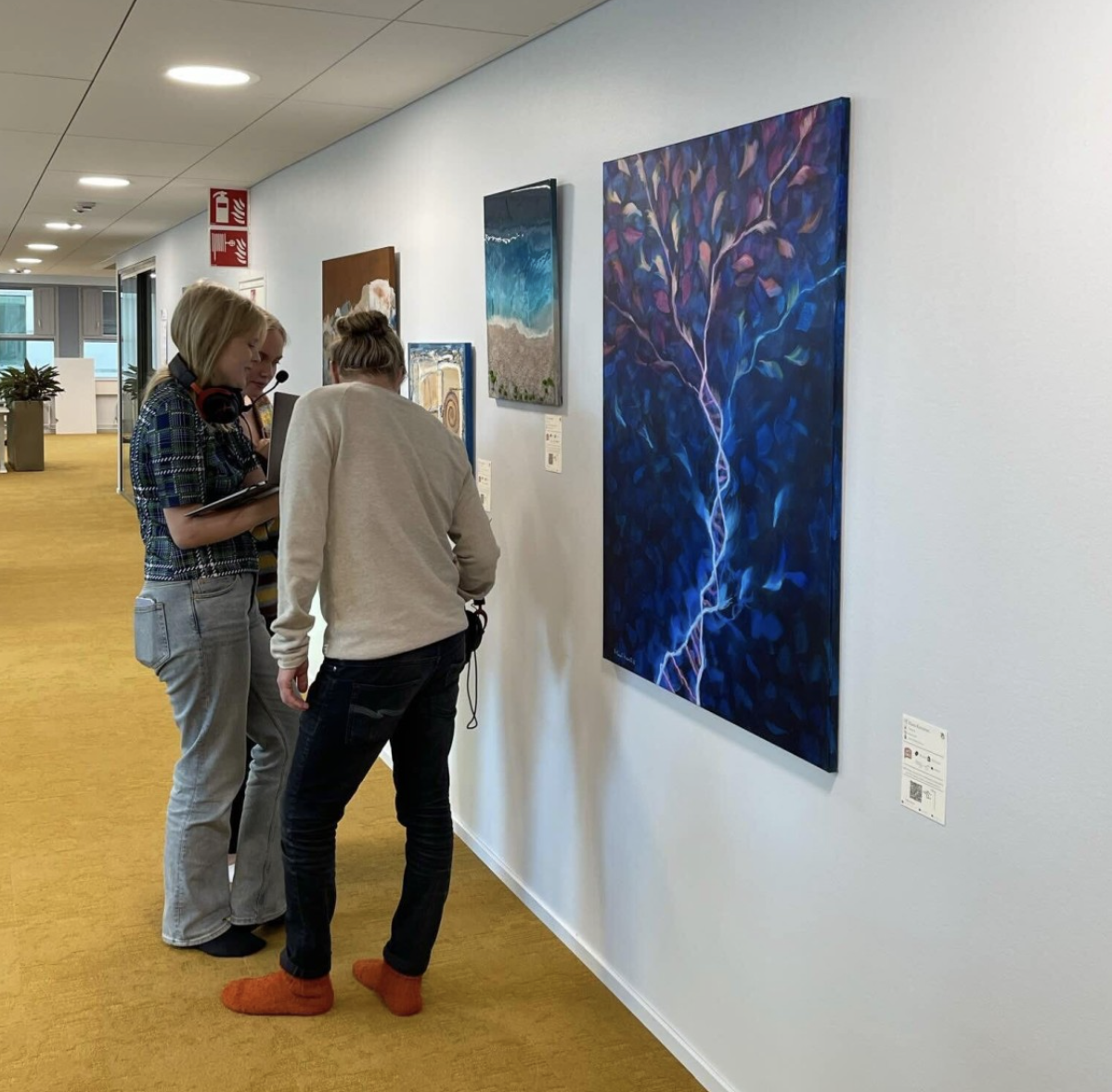 Get The Most Of Bespoke Art at Work